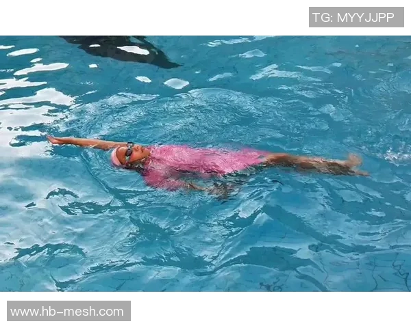 仰泳技巧与训练方法全面解析 仰泳技巧与训练方法全面解析